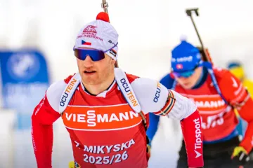 Štafeta biatlonistů v Oberhofu