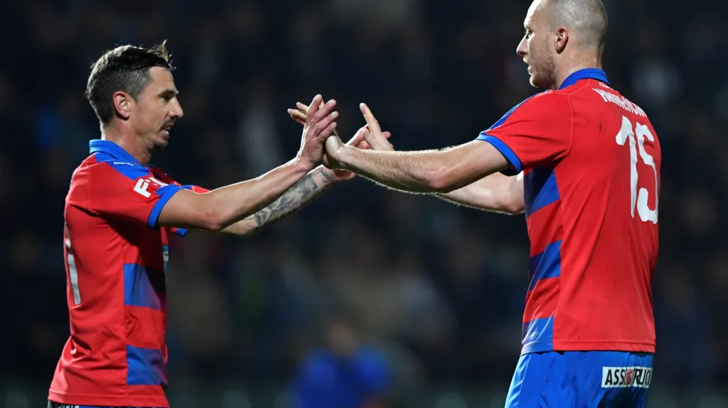 Milan Petržela (vlevo) a Michael Krmenčík v dresu Plzně