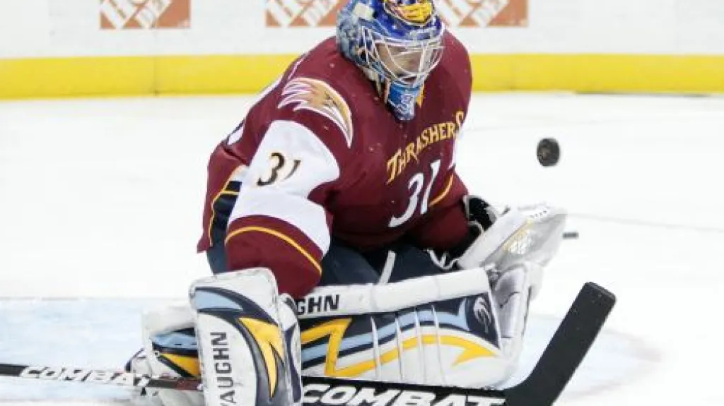 Ondřej Pavelec v dresu Atlanty