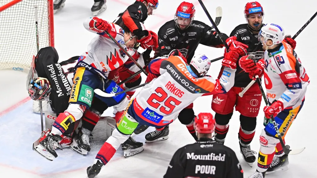 Šarvátka v utkání mezi Pardubicemi a Hradcem Králové