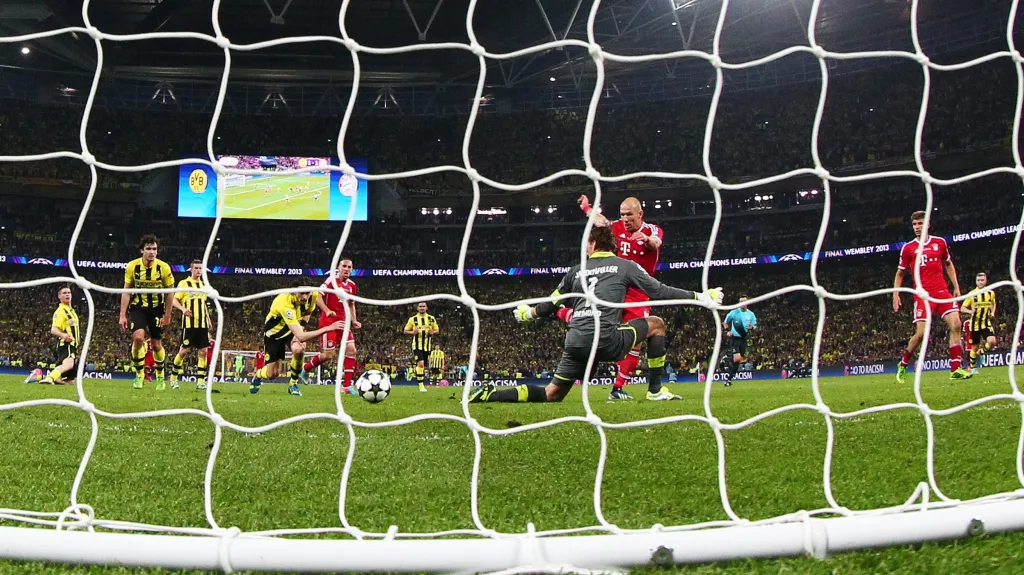 Moment Robbenovy vítězné střely