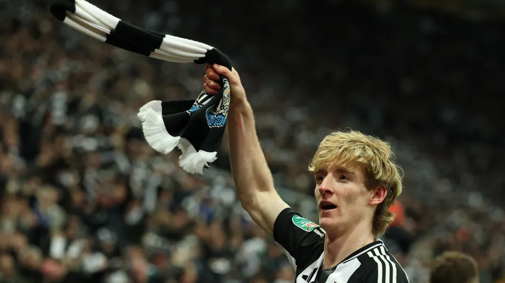 Anthony Gordon z Newcastlu