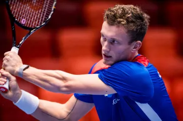 Lehečka a Svrčina bojují v kvalifikaci Davisova poháru se Švédskem