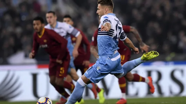 Lazio si v římském derby poradilo s AS