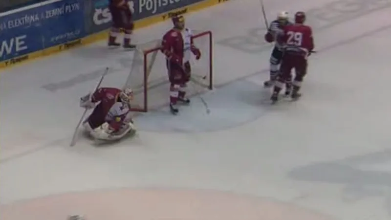 Sestřih 5. utkání předkola play-off Pardubice - Slavia