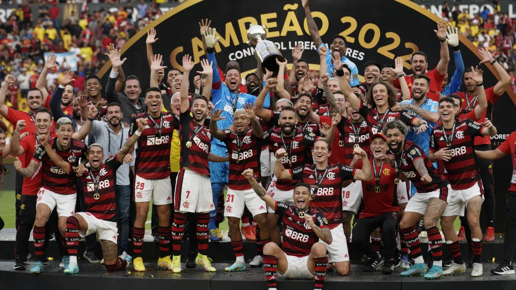 Fotbalisté Flamenga slaví vítězství v Poháru osvoboditelů