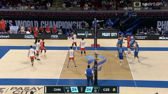 Napínavý závěr 1. setu se šťastným koncem pro Česko