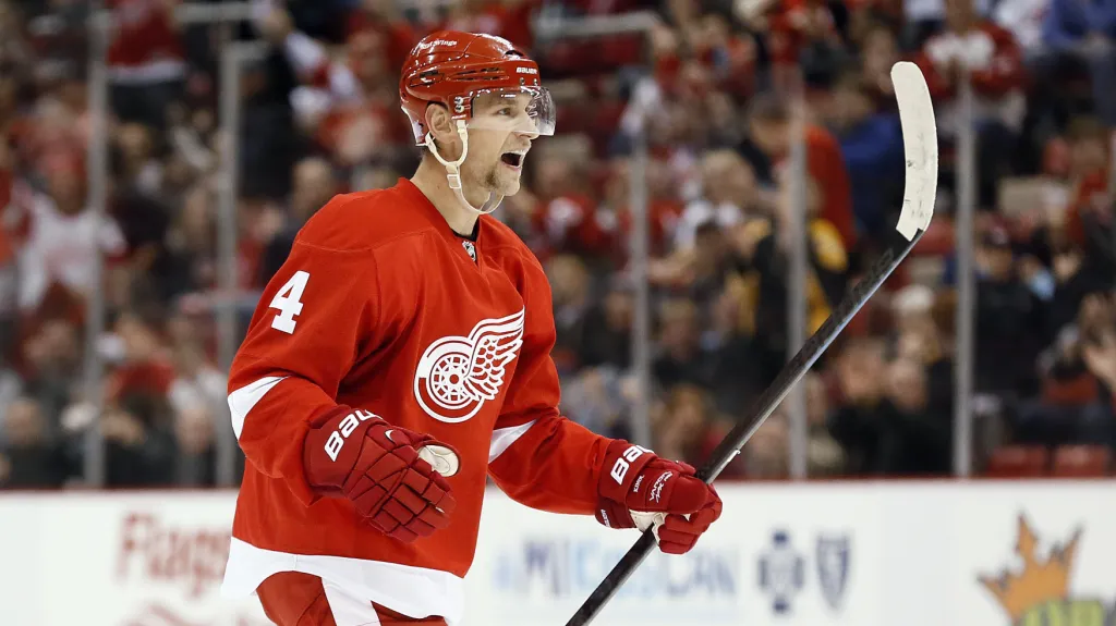 Slavící obránce Jakub Kindl