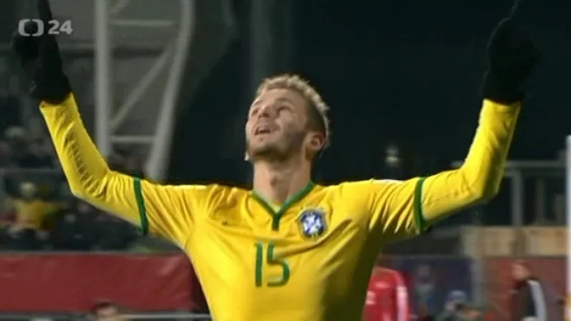 Sestřih utkání Brazílie - KLDR