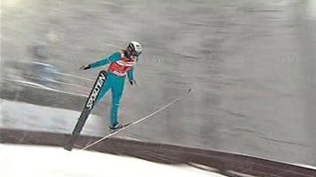 Skokanka na lyžích